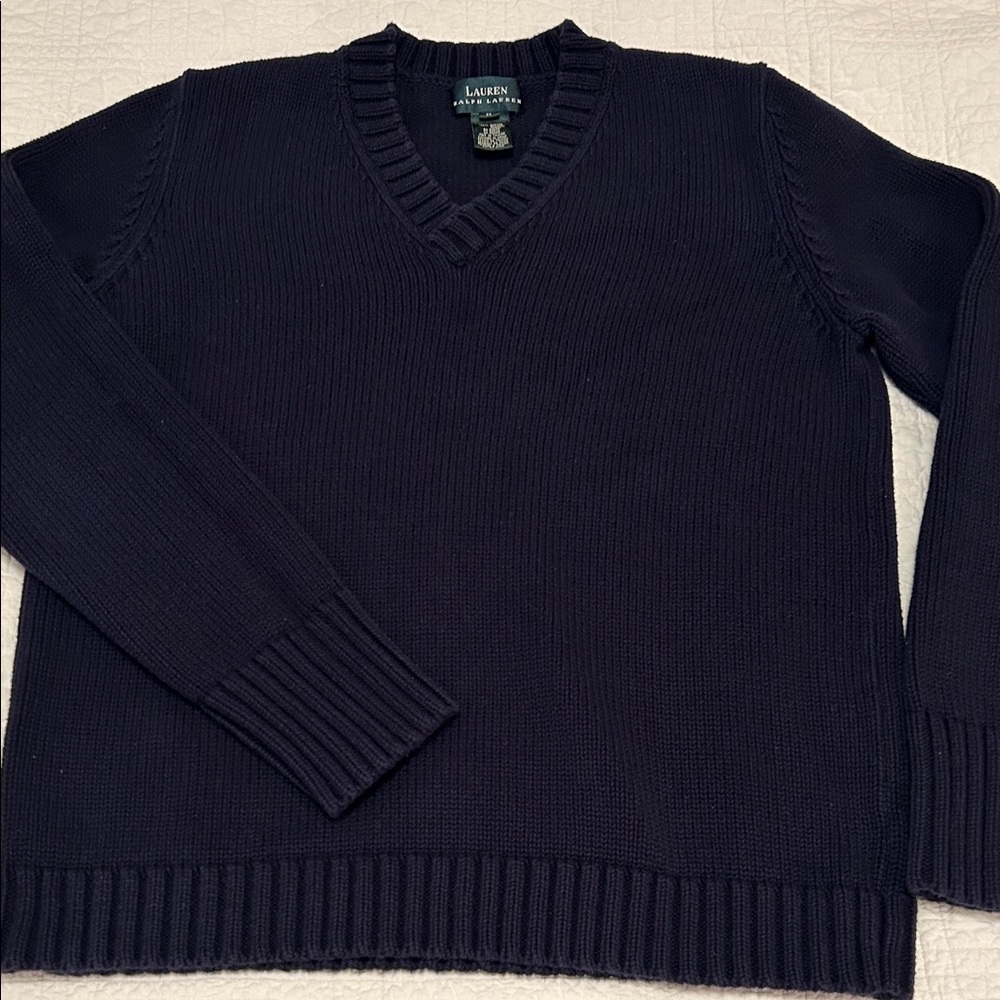 RARE 90’s Lauren Ralph Lauren Deep Navy Long Sleeve V-Neck Sweater - Picture 2 of 11